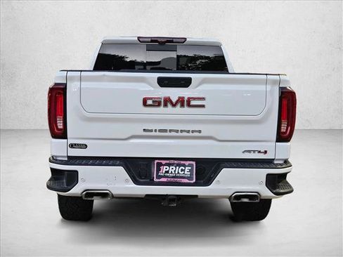 Used 2023 GMC Sierra 1500 AT4 w/ AT4 Premium Package AWD/4WD image 8