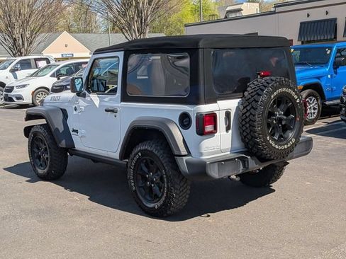 Used 2023 Jeep Wrangler Sport AWD/4WD image 5