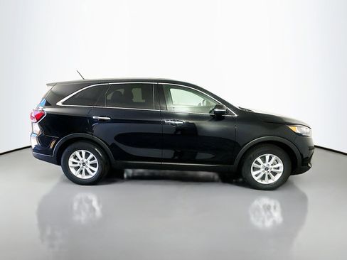 Used 2020 Kia Sorento LX FWD image 8