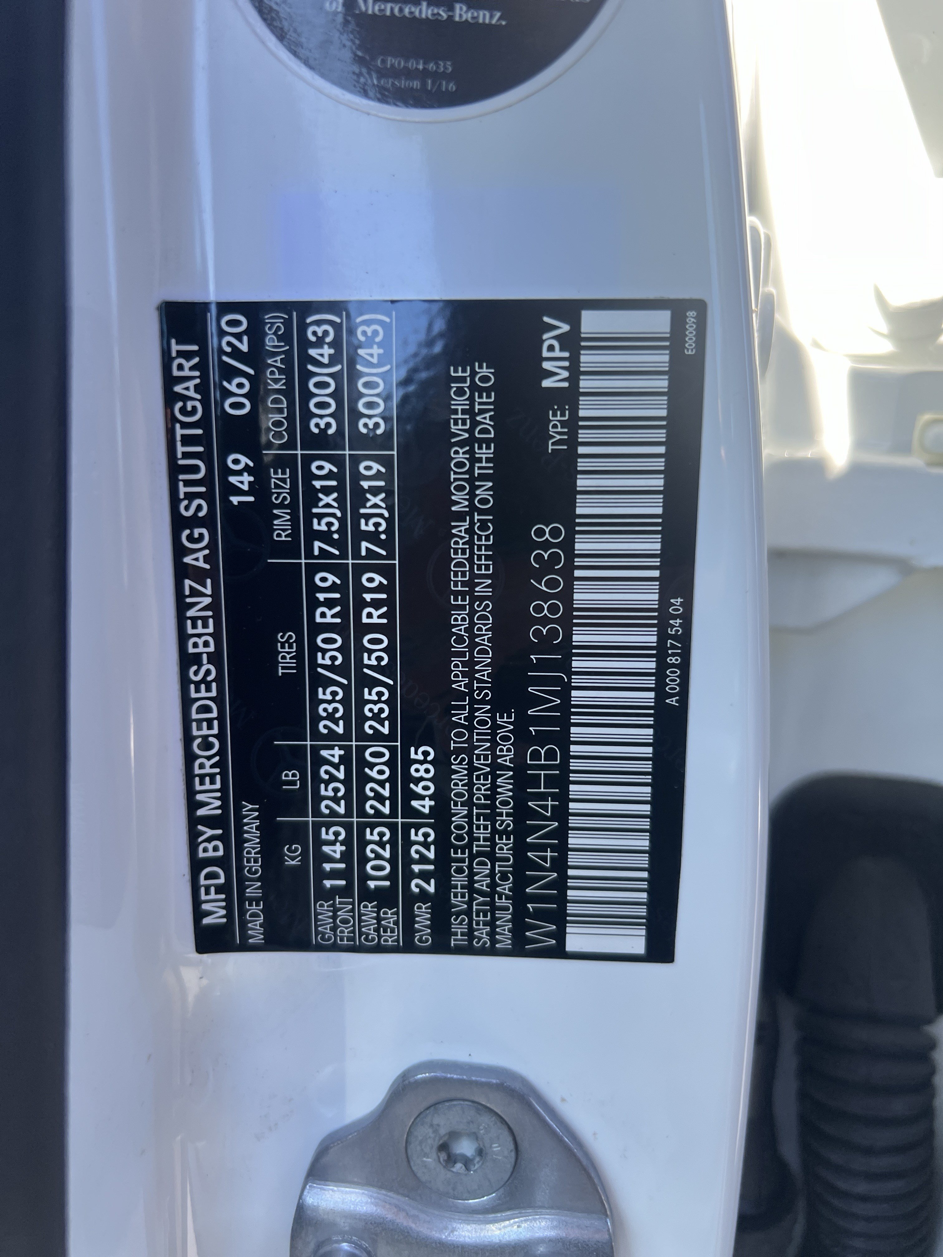 Certified 2021 Mercedes-Benz GLA 250 4MATIC image 37