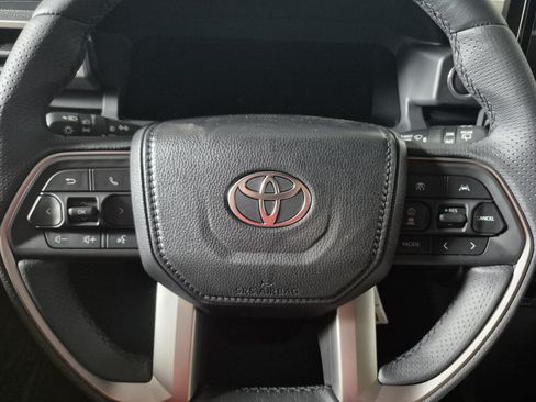 New 2026 Toyota 4Runner Limited AWD/4WD image 19
