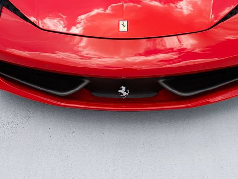 Used 2015 Ferrari 458 Spider RWD image 34