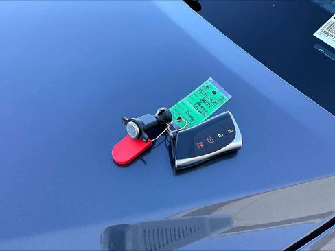 Used 2024 Lexus ES 300h F Sport image 14