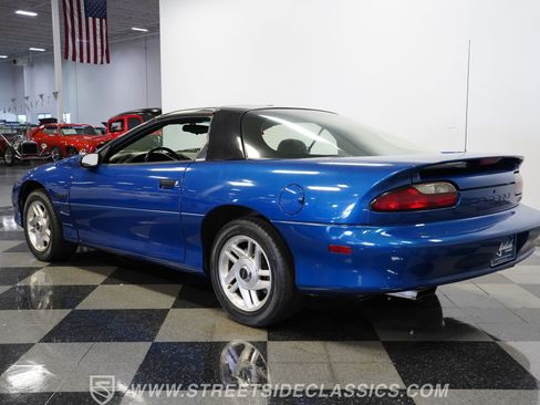 Used 1995 Chevrolet Camaro Z28 RWD image 10