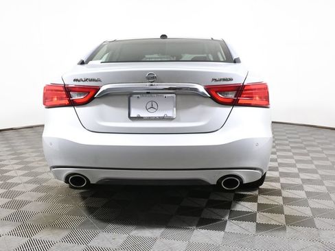 Used 2017 Nissan Maxima Platinum FWD image 6