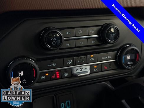 Used 2024 Ford Bronco Outer Banks image 17