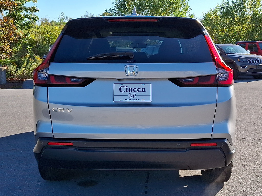 Used 2023 Honda CR-V EX-L image 6