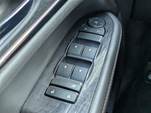 Used 2016 Buick Enclave Leather AWD/4WD image 27