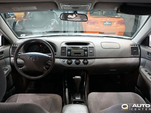 Used 2003 Toyota Camry LE FWD image 15