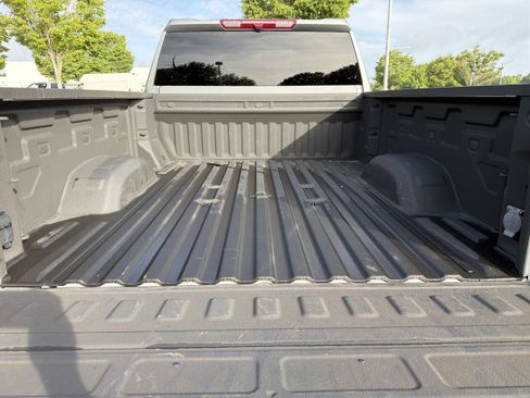 Used 2025 Chevrolet Silverado 2500 Custom w/ Custom Value Package AWD/4WD image 29