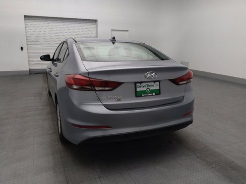 Used 2017 Hyundai Elantra SE FWD image 6