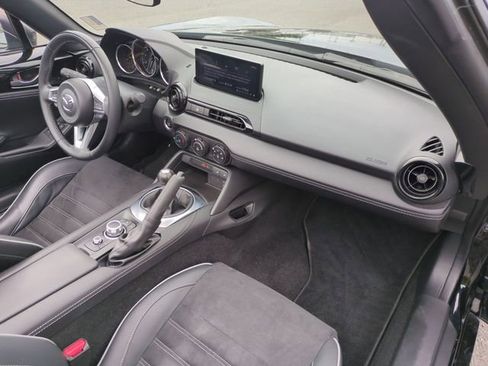 Used 2024 MAZDA MX-5 Miata Club w/ Brembo/BBS Recaro Package RWD image 33