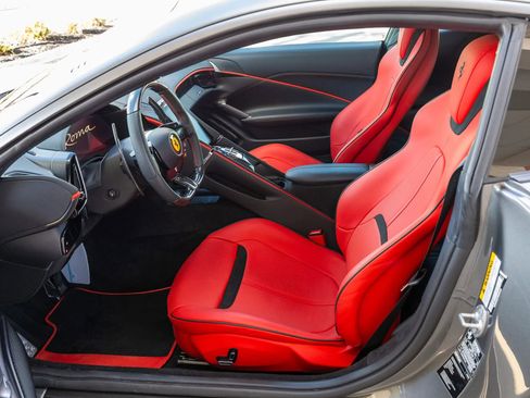 Used 2024 Ferrari Roma image 45