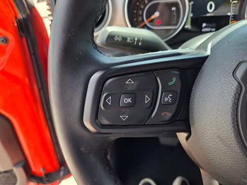 Used 2018 Jeep Wrangler Unlimited Sport S AWD/4WD image 29
