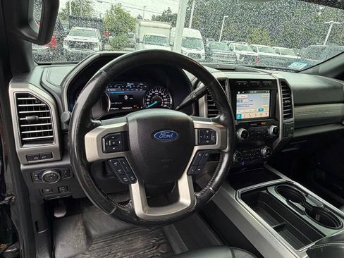 Used 2019 Ford F250 Platinum w/ Platinum Ultimate Package AWD/4WD image 30