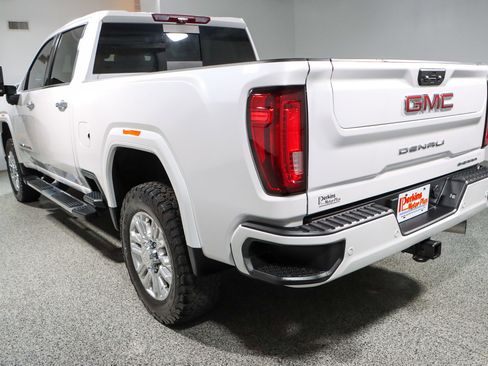Used 2023 GMC Sierra 2500 Denali w/ Denali Ultimate Package image 9