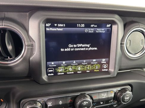 Used 2022 Jeep Wrangler Unlimited Sahara w/ Cold Weather Group AWD/4WD image 36