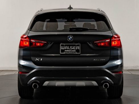 Used 2021 BMW X1 xDrive28i w/ Convenience Package AWD/4WD image 7