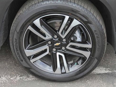 Used 2024 Chevrolet TrailBlazer LT image 13