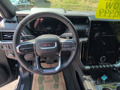 Used 2026 GMC Yukon Elevation w/ LPO, Floor Liner Package AWD/4WD image 27