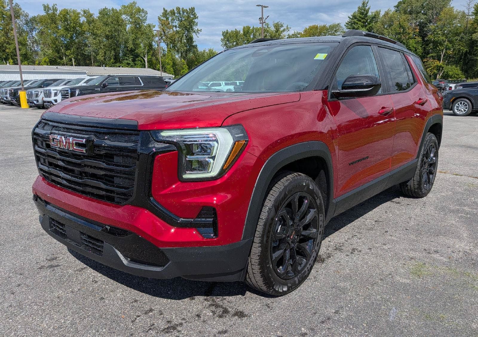 New 2027 GMC Terrain Elevation w/ Elevation Premium Package AWD/4WD image 3