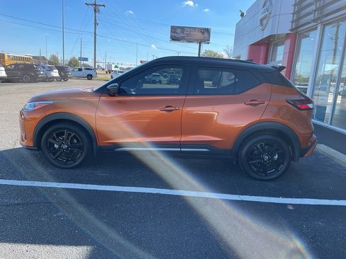 Certified 2024 Nissan Kicks SR image 18
