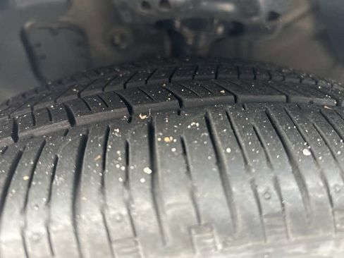 Used 2023 Hyundai Elantra SE w/ Cargo Package image 11