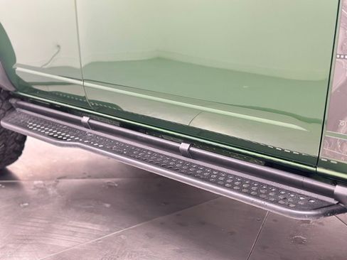 Used 2024 Ford Bronco Everglades image 30