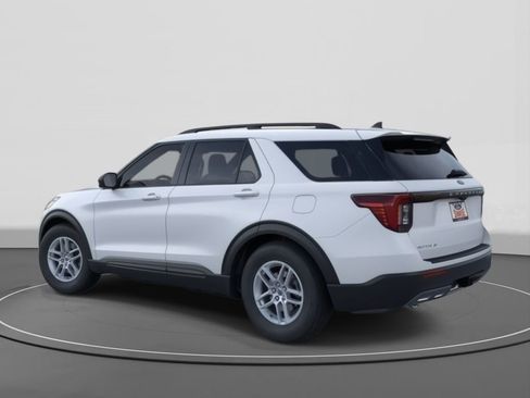New 2026 Ford Explorer Active w/ Active Comfort Package image 4