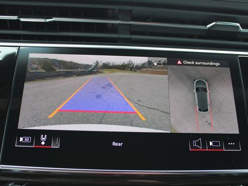 New 2026 Audi Q8 Premium Plus image 21