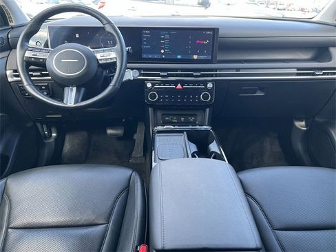 Certified 2025 Hyundai Tucson Limited image 10