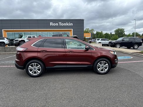 Used 2016 Ford Edge SEL w/ Equipment Group 201A AWD/4WD image 11