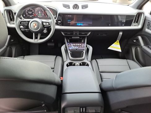 New 2026 Porsche Cayenne E-Hybrid image 16