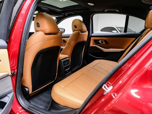 Used 2025 BMW M340i image 41