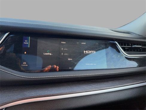 Used 2023 Jeep Grand Cherokee 4WD 4xe image 17