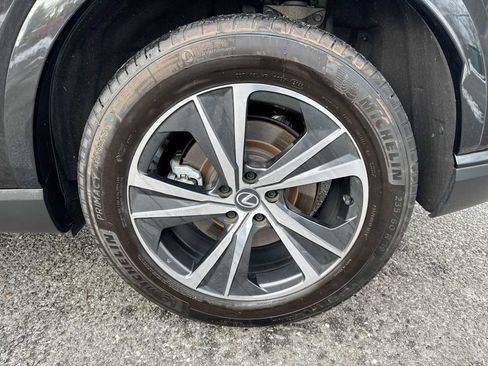 Used 2023 Lexus RX 350 Premium image 19