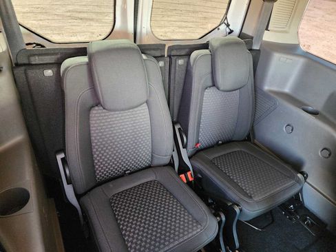 Used 2023 Ford Transit Connect XLT FWD image 14