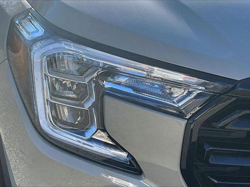 Certified 2023 GMC Terrain SLE w/ Driver Convenience Package image 27