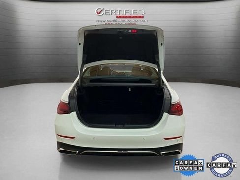 Used 2025 Mercedes-Benz E 350 Sedan image 7