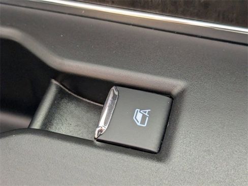 Used 2024 Ford F250 Lariat w/ Sport Appearance Package image 37