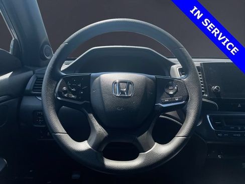 Used 2022 Honda Pilot Sport image 13