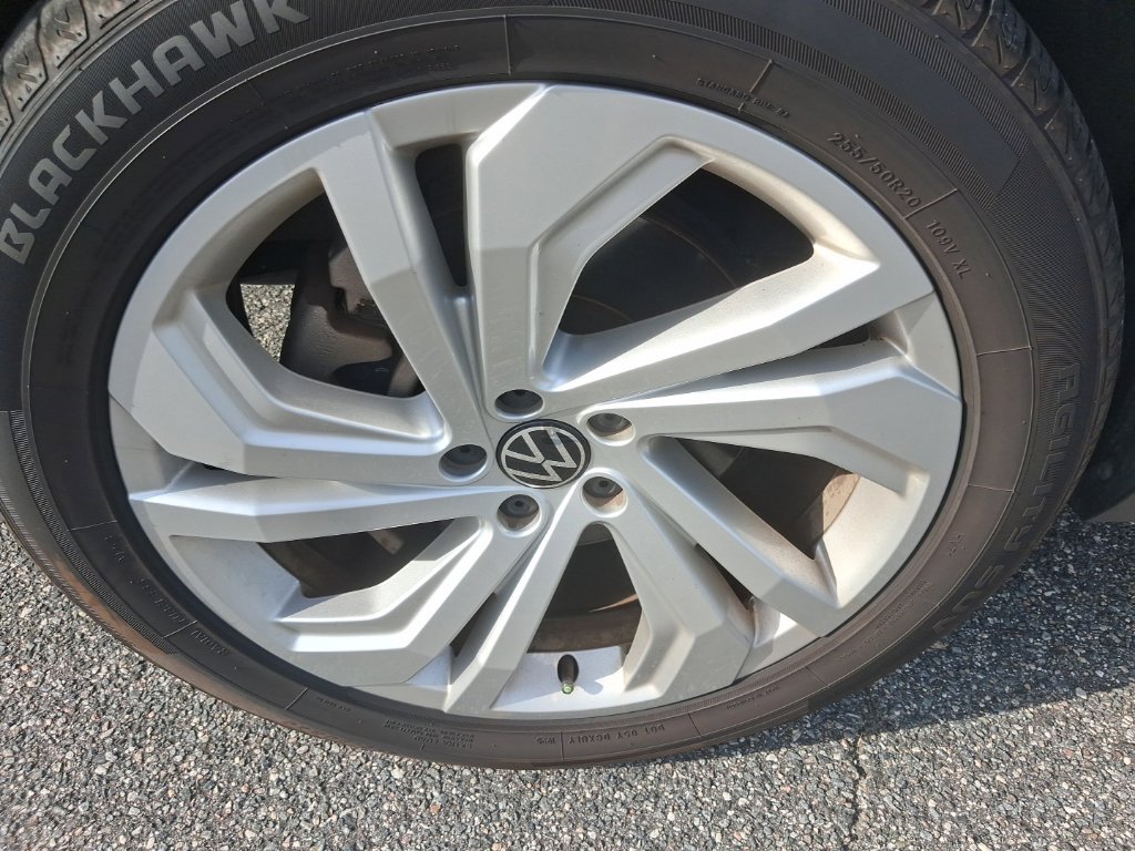 Used 2023 Volkswagen Atlas SE FWD image 17