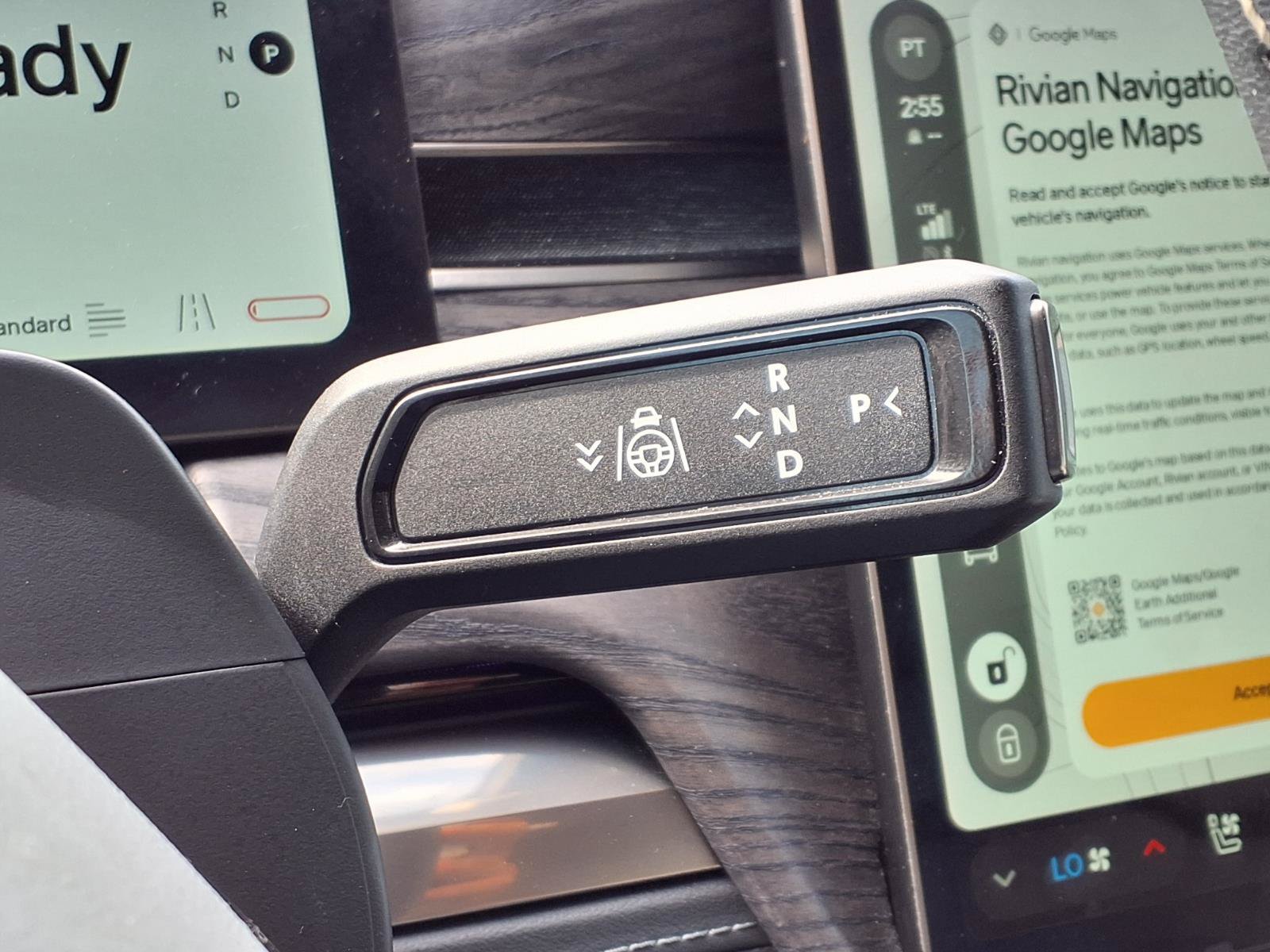 Used 2023 Rivian R1S Launch Edition Quad AWD/4WD image 24