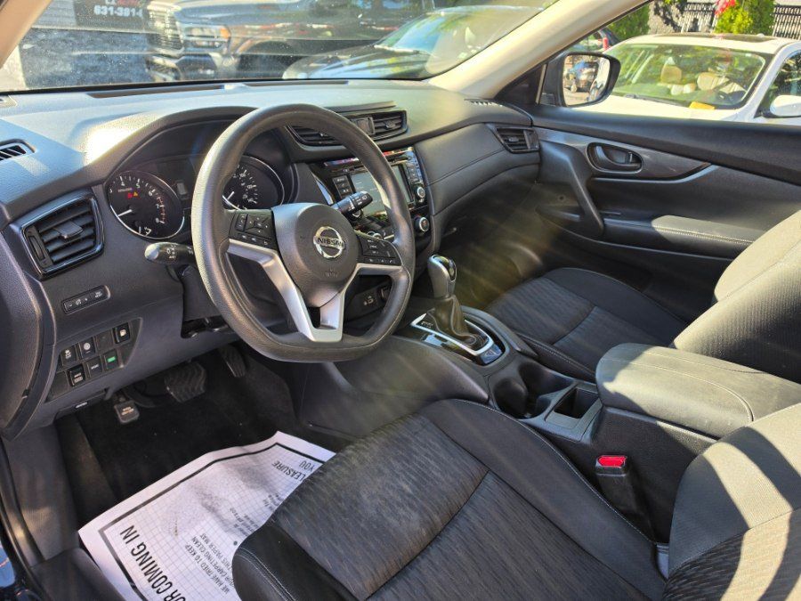 Used 2019 Nissan Rogue S AWD/4WD image 16