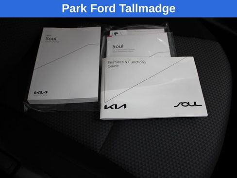 Used 2023 Kia Soul LX FWD image 28