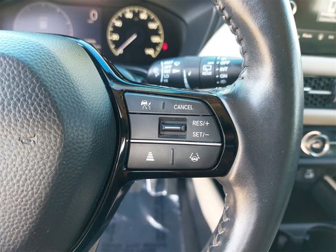 Used 2023 Honda HR-V EX-L image 17