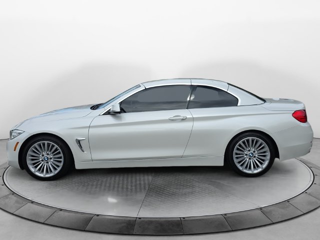 Used 2016 BMW 428i Convertible w/ Technology Package RWD image 2