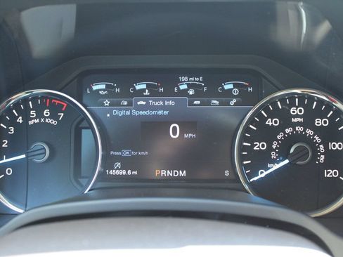 Used 2018 Ford F150 Lariat w/ Equipment Group 502A Luxury AWD/4WD image 15