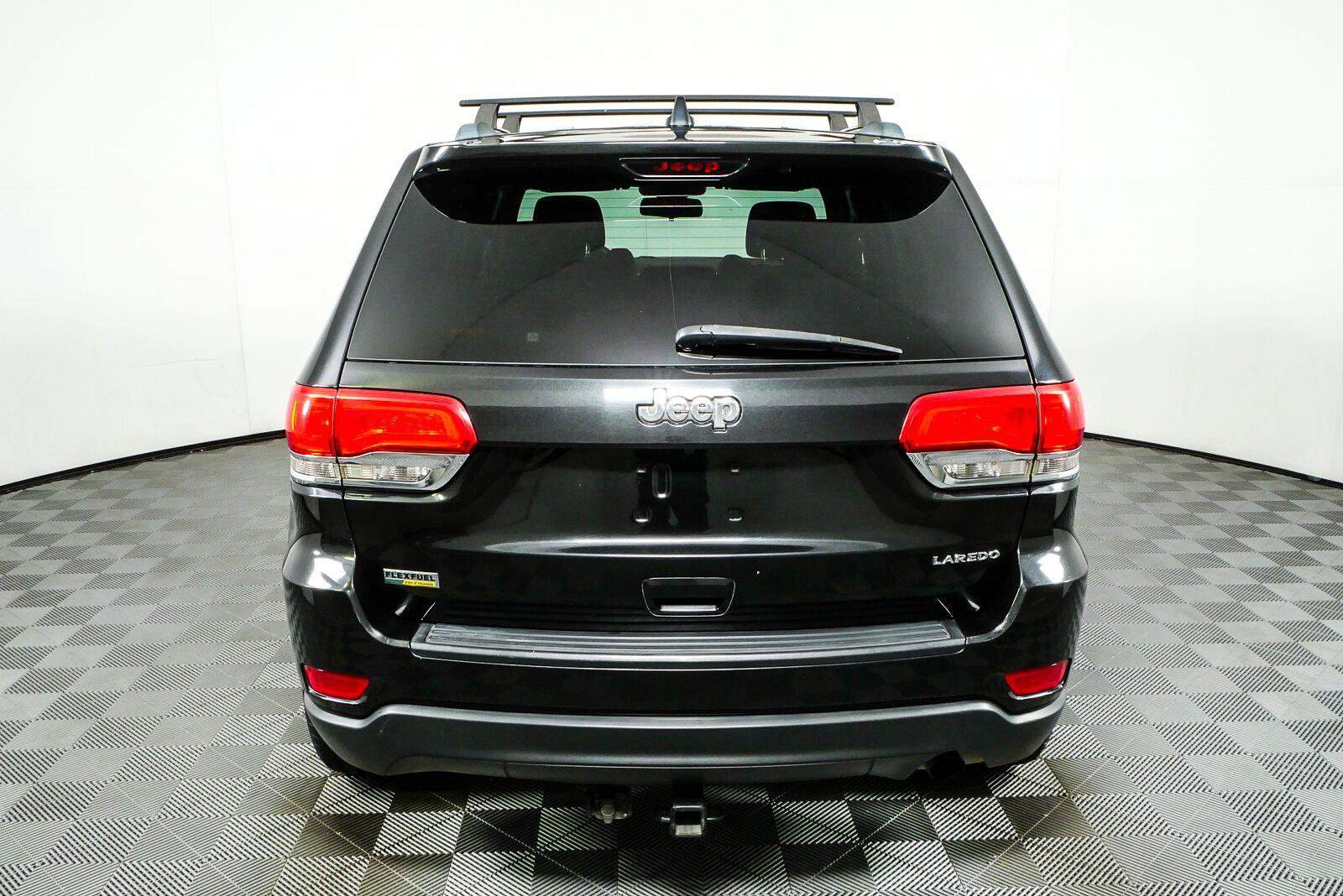 Used 2015 Jeep Grand Cherokee Laredo w/ Quick Order Package 23E RWD image 25