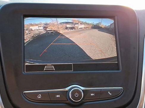 Used 2022 Chevrolet Equinox LT image 28